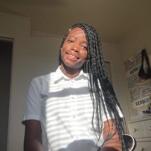 Meet your Posher, Dayna